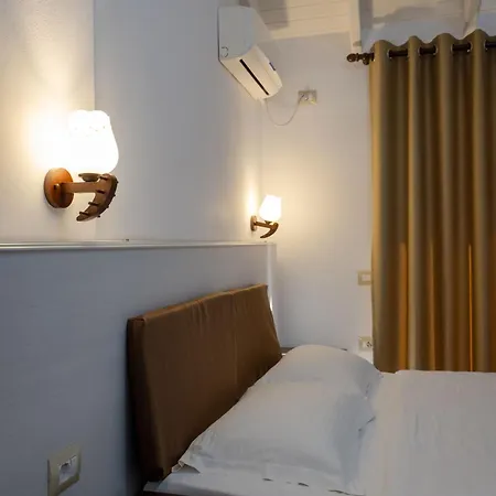 Mariksel Hotel